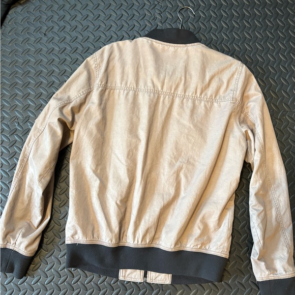 Hollister Beige and Black Bomber Jacket Men’s Medium - Picture 3 of 3